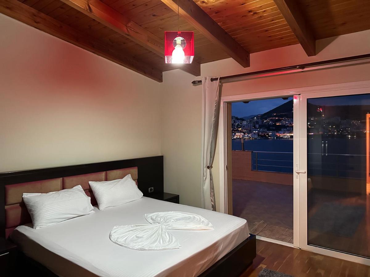 Penthouse Sea View Apartment Sarande Exterior photo